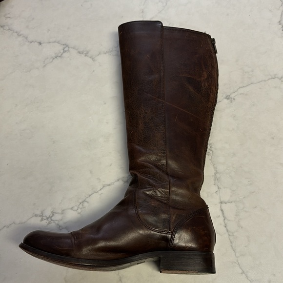 FRYE Women’s Chocolate Melissa Stud Distressed Back Zip Boots Size 7.5 - Picture 11 of 12